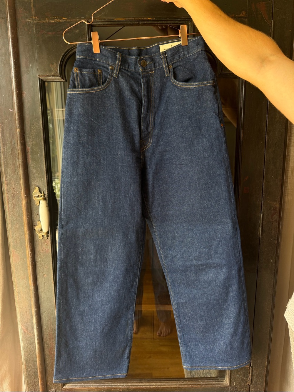 NEVER WORN Imogen & Willie Dark Straight-Leg Jeans